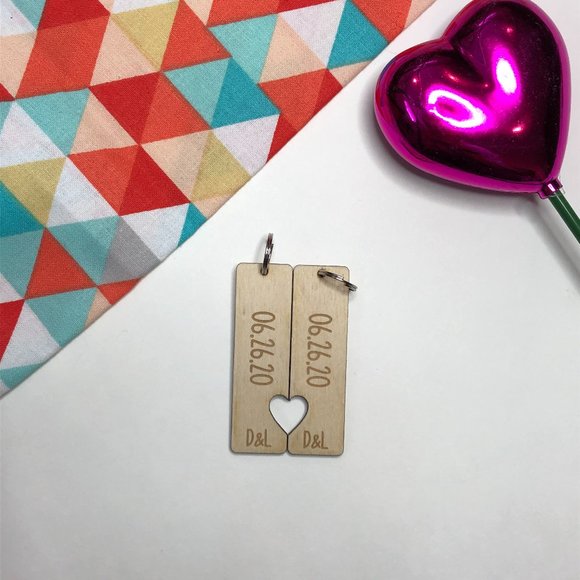 Custom Couple Keychains Anniversary Date Handmade - Picture 4 of 4